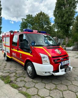 Auto oklejone dla OSP Lichnowy #osp #strażpożarna #strażacy #strazpozarna #oklejanieaut #oklejaniesamochodow #ford #wrapping #carwrap #carwrapping